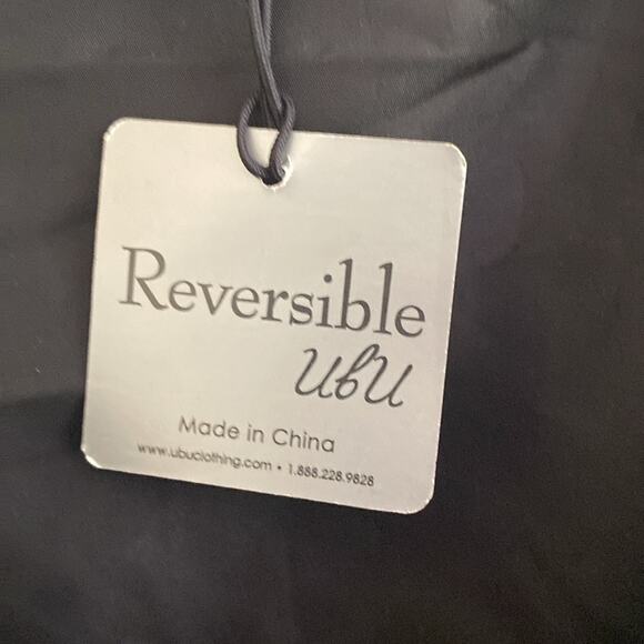 Ubu reversible NWT women’s XL rain jacket with pockets - Picture 2 of 8